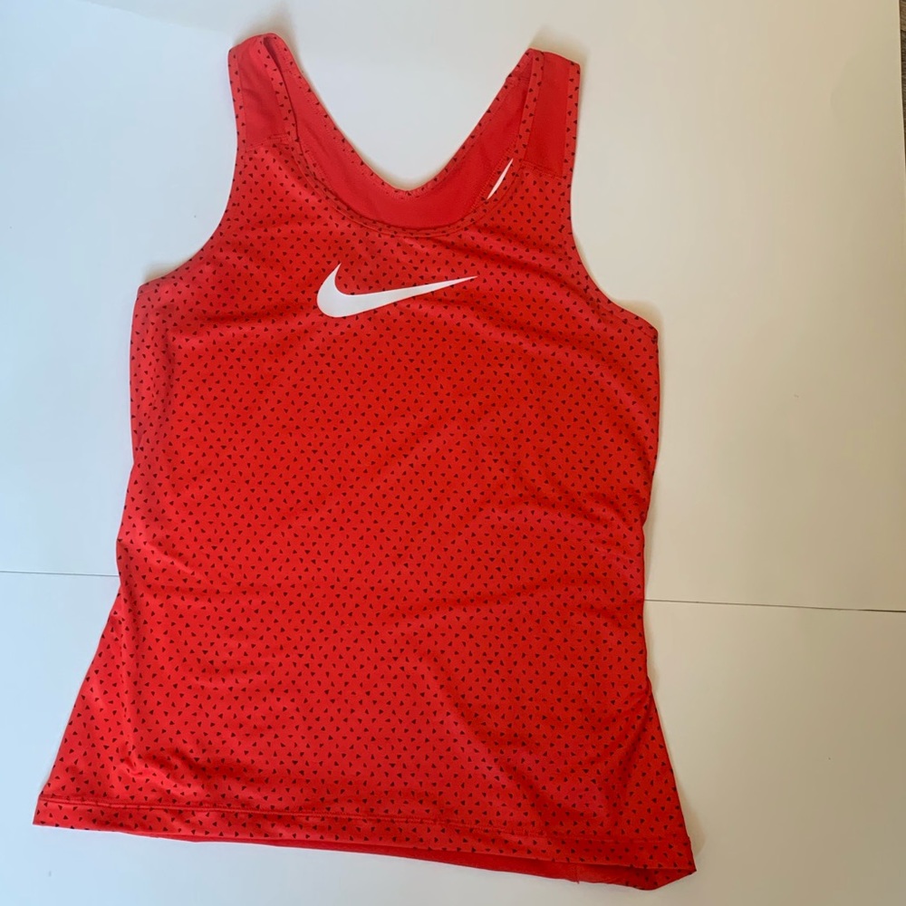 Nike red/orange women’s medium workout tank top